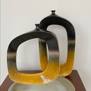 Global Views Open Ring Vase-Yellow/Black